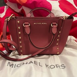 like new michael kors pink studded purse